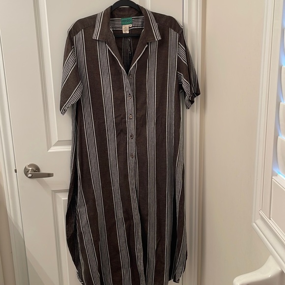 KENZO Paris : cotton linen button up t-shirt dress. Sexy slits for fun - Picture 1 of 5